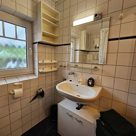 Kleines Luettje Backhuus 35516 *