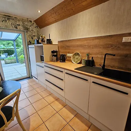 Kleines Luettje Backhuus 35516 Holiday home Uplengen